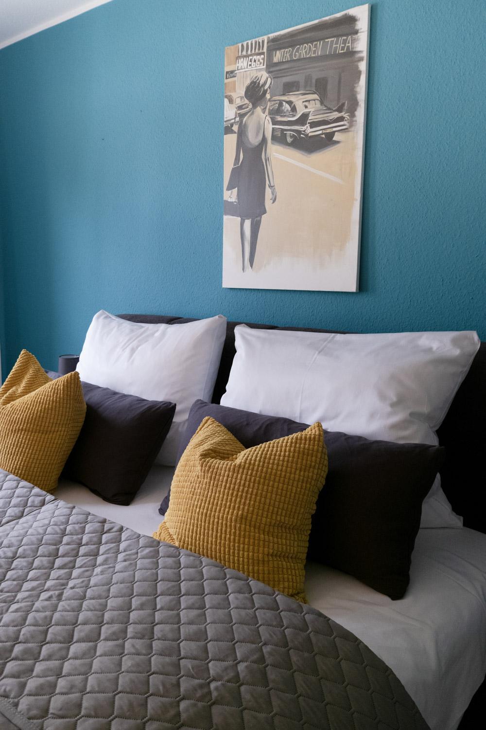 Bella Casa - Business&Family - 2 Zimmer Direkt Neben Schloss, Parkplatz, Smarttv, Netflix, Waschmaschine, 24H Checkin, 71Qm, Kingsizebett, Hotelbettwaesche Ludwigsburg Ngoại thất bức ảnh